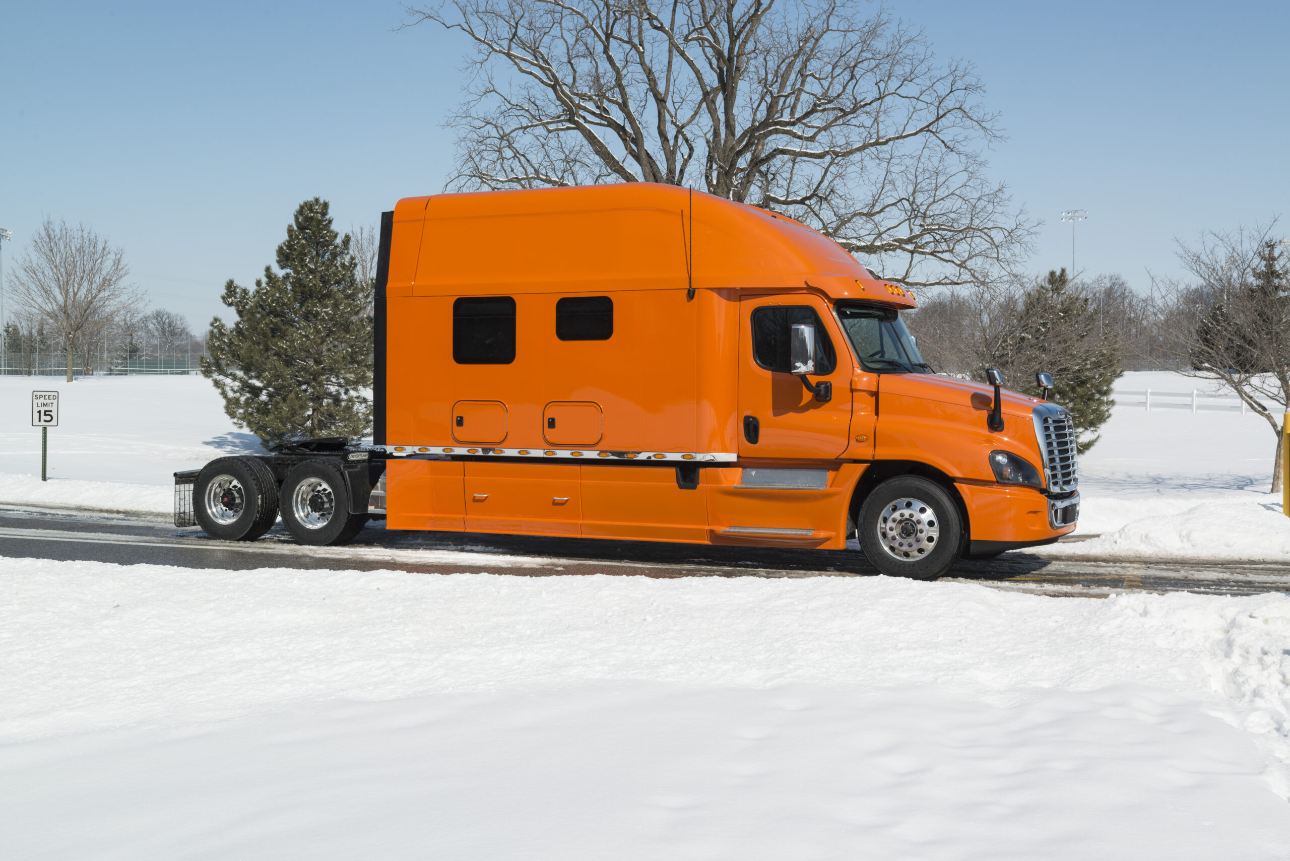 Tractor Trailers – Bolt Custom Trucks