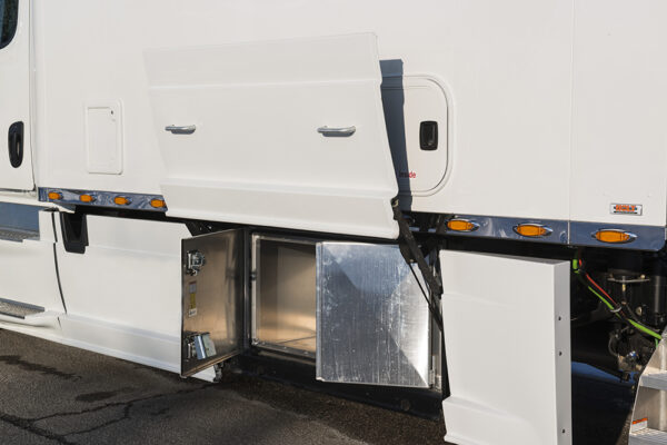 Bolt_150_inch_Platinum_Series_Sleeper_Flirt_Skirt_open Bolt_150_inch_Platinum_Series_Sleeper_Flirt_Skirt_open