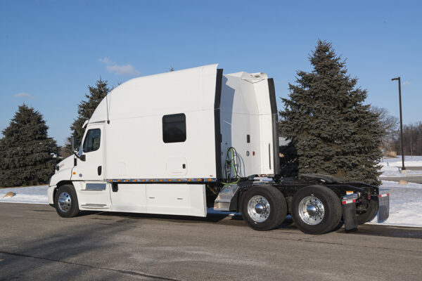 Bolt_150_inch_Platinum_Series_Sleeper_exterior4 Bolt_150_inch_Platinum_Series_Sleeper_exterior4