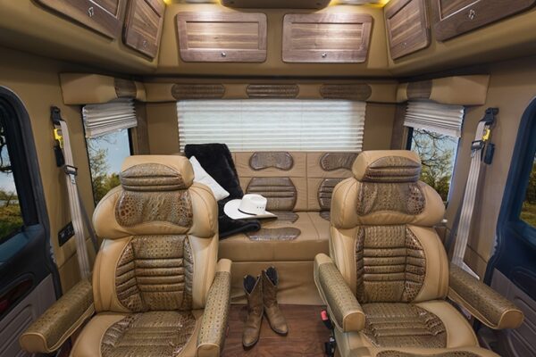 Bolt_Peterbilt_custom_crew_cab_ultra_interior_bed Bolt_Peterbilt_custom_crew_cab_ultra_interior_bed