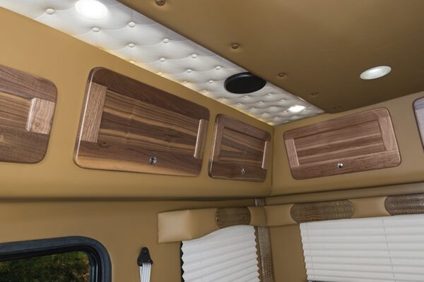Bolt_Peterbilt_custom_crew_cab_ultra_interior_cabinets