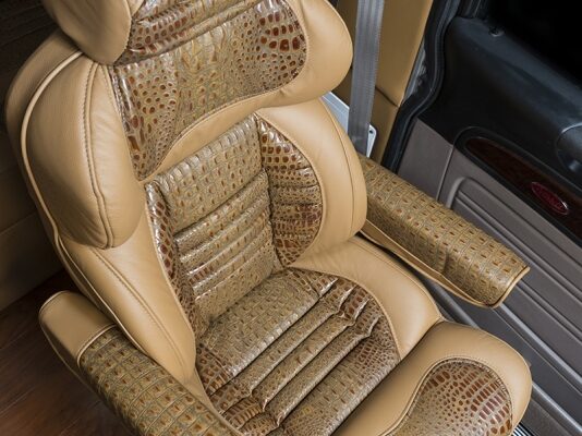 Bolt_Peterbilt_custom_crew_cab_ultra_interior_seat2
